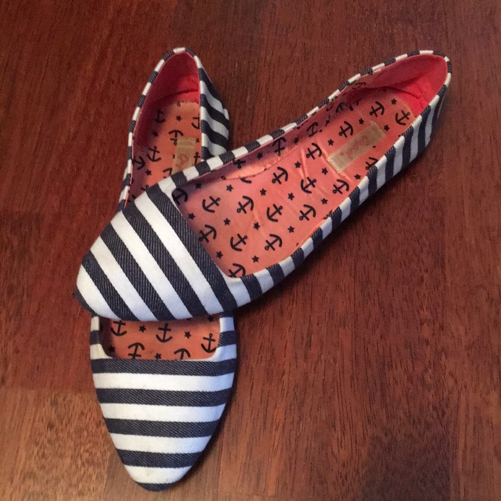🌀Navy striped flats🌀